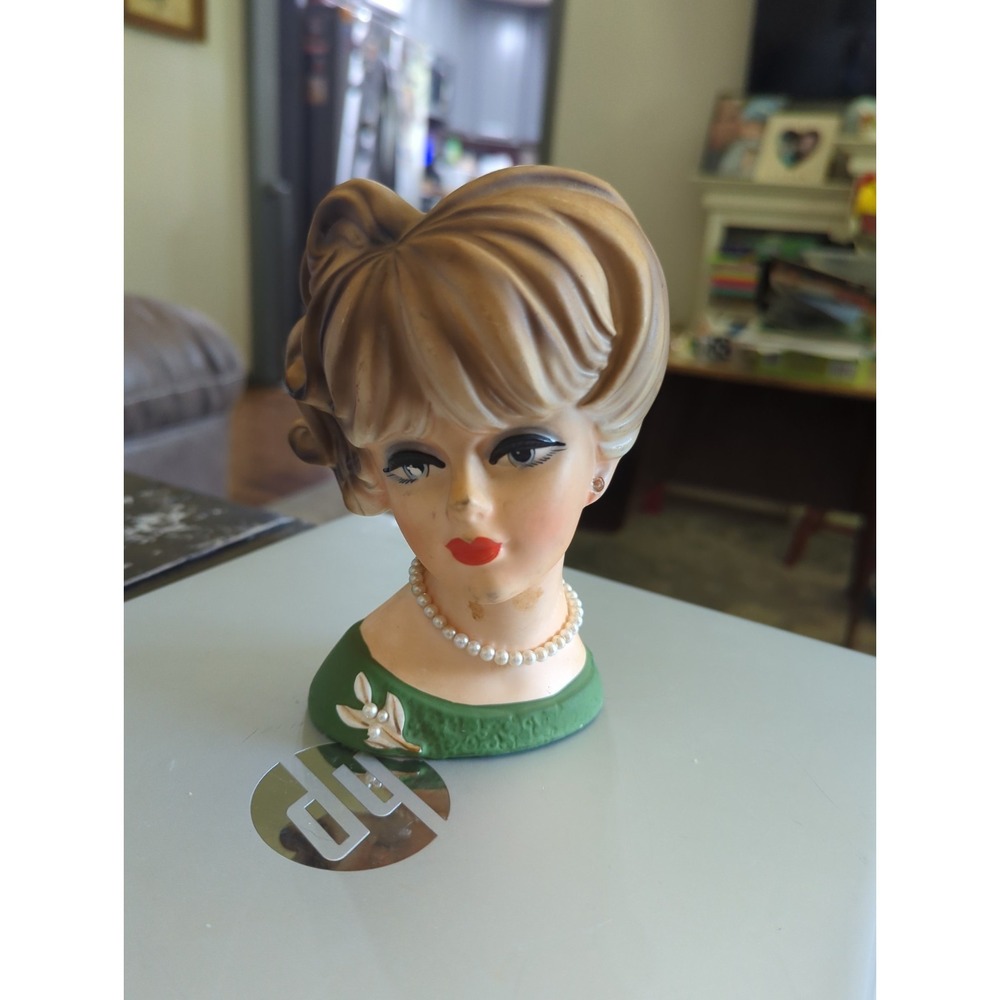Vintage Napcoware #7472 Head Vase Green Dress Pearls Japan  READ
